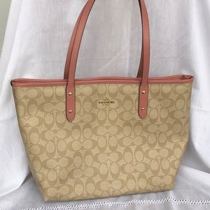 Coach tote